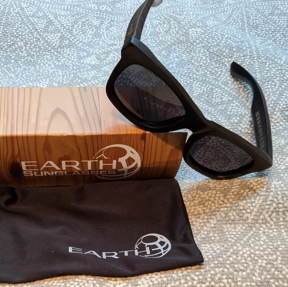 Earth Wood Panama Unisex Sunglasses - Never used ☀ - Picture 11 of 13